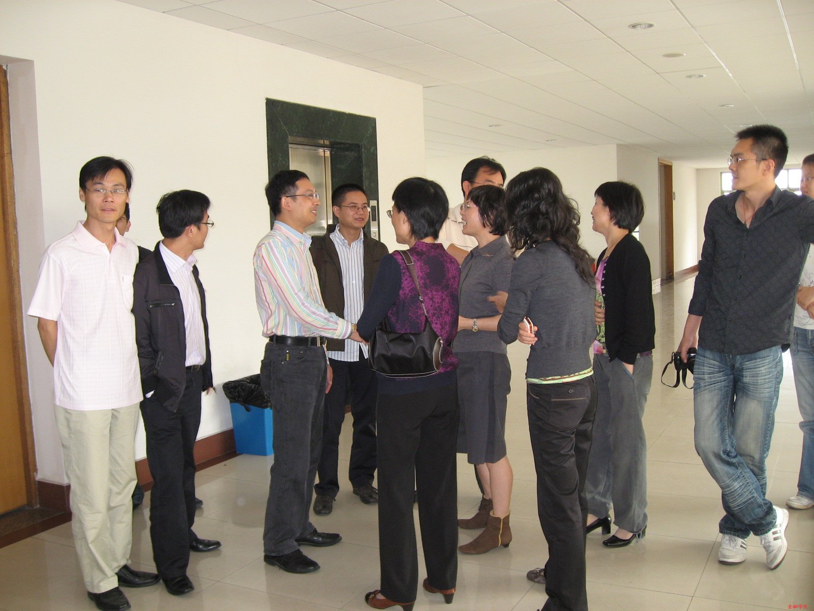 ctrl+鼠标滚轮缩放