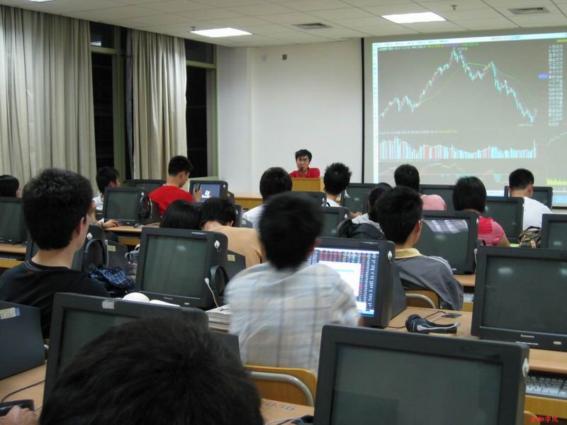 ctrl+鼠标滚轮缩放